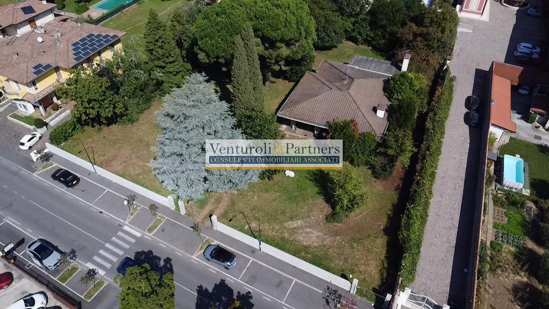 Villa in Prevalle, Lombardy, Italy 1 - 16285686