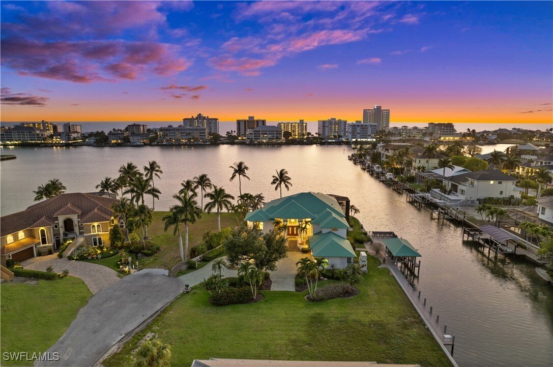House in Naples, Florida, United States 3 - 16283361