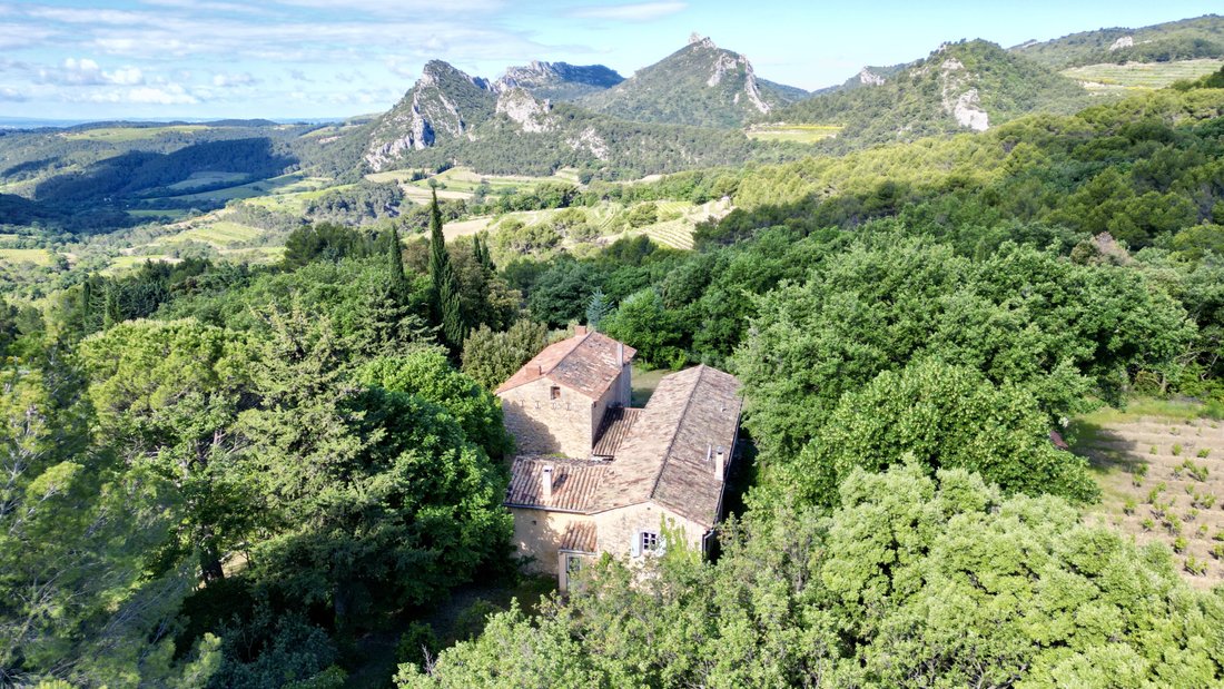 House in Beaumes-de-Venise, Provence-Alpes-Côte d'Azur, France 4 - 14980766