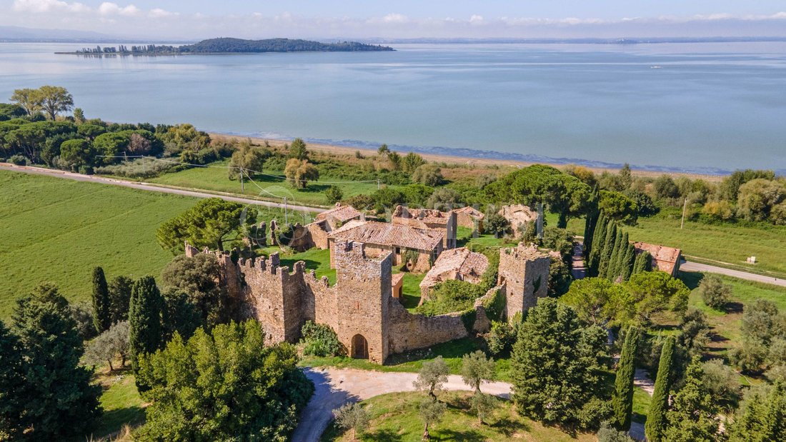 Villa in Magione, Umbria, Italy 2 - 16284422