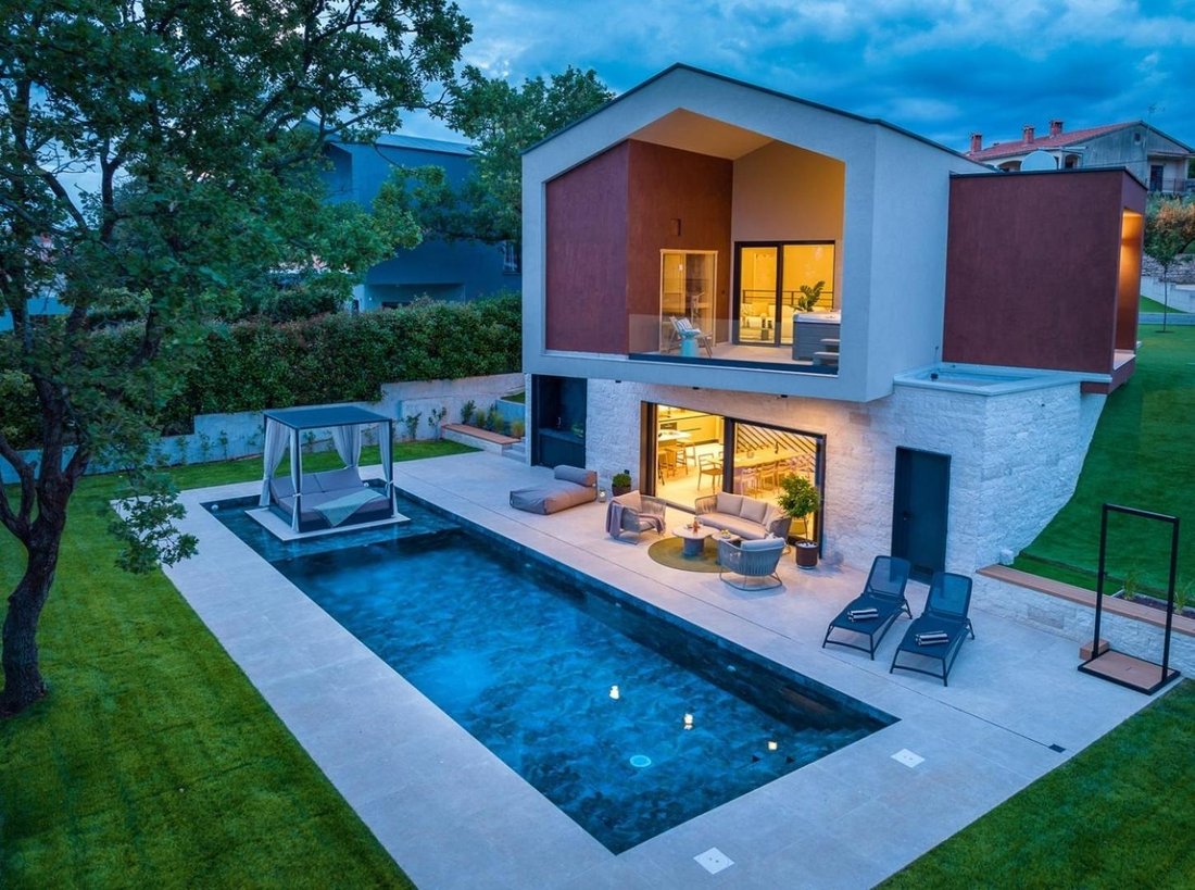 Villa in Porec, Istria County, Croatia 2 - 16285289