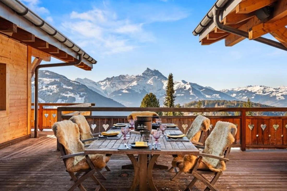 Spacious Luxury Chalet On The Slopes Of Villars Gryon