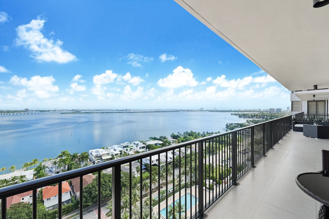 Condo in Miami Beach, Florida, United States 1 - 16285728