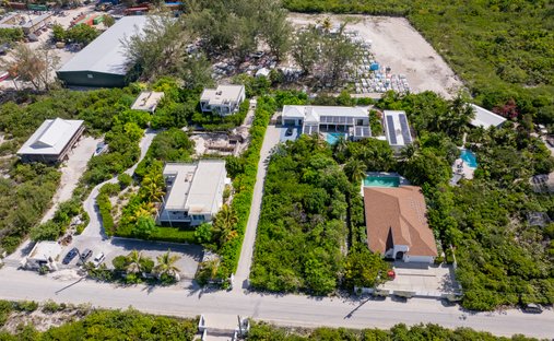 Land in The Bight Settlement, Caicos Islands, Turks and Caicos Islands 1