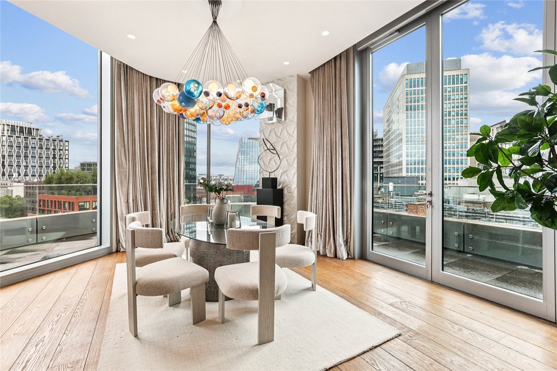 Apartment in Victoria, Westminster, England 1 - 16283475