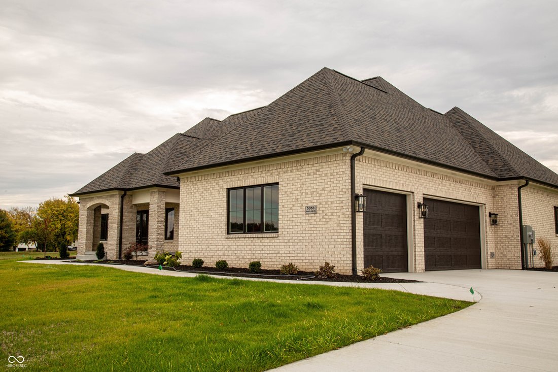 House in Greenwood, Indiana, United States 2 - 16282721