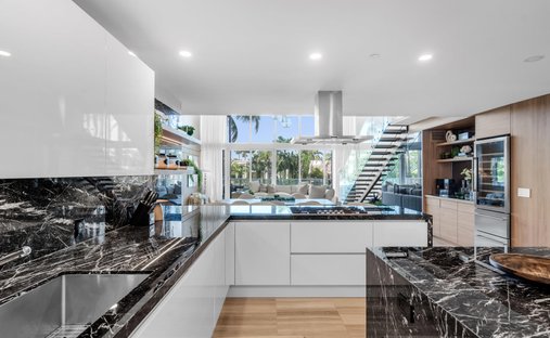 Condo in Miami Beach, Florida, United States 1