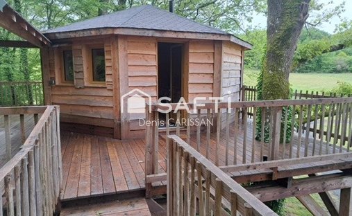 Castle for Sale in Lunas, Nouvelle-Aquitaine, France