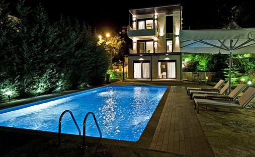 Villa in Igoumenitsa, Epirus and Western Macedonia, Greece 1