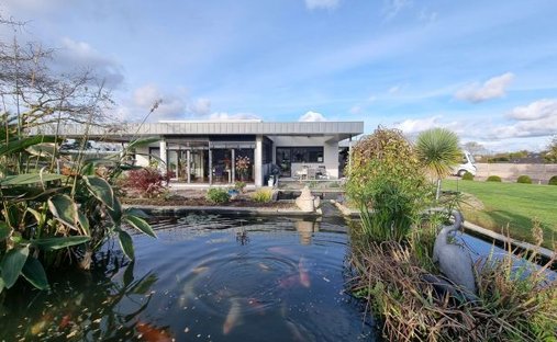 Castle for Sale in Lesneven, Brittany, France