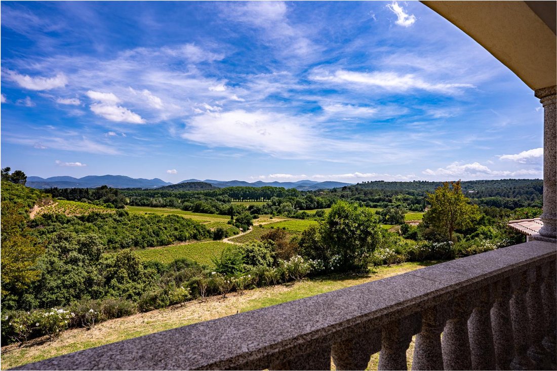 Estate in La Motte, Provence-Alpes-Côte d'Azur, France 3 - 16287125