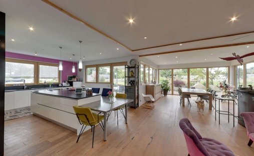 Castle for Sale in Lesneven, Brittany, France