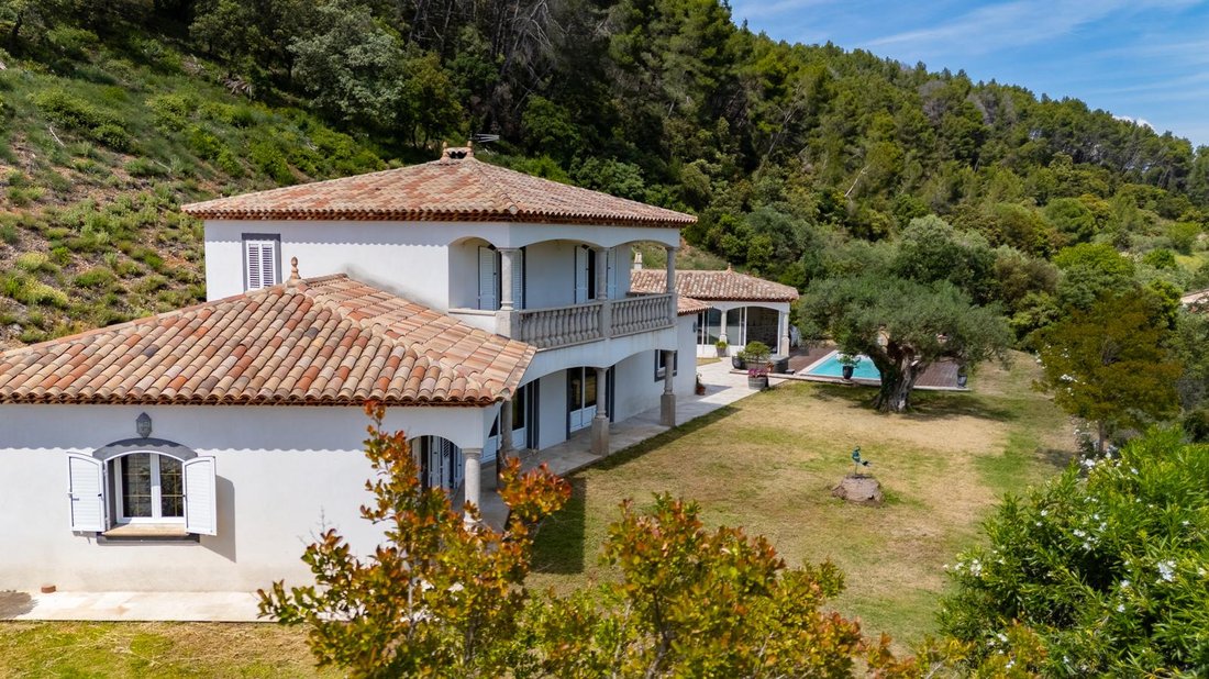 Estate in La Motte, Provence-Alpes-Côte d'Azur, France 5 - 16287125