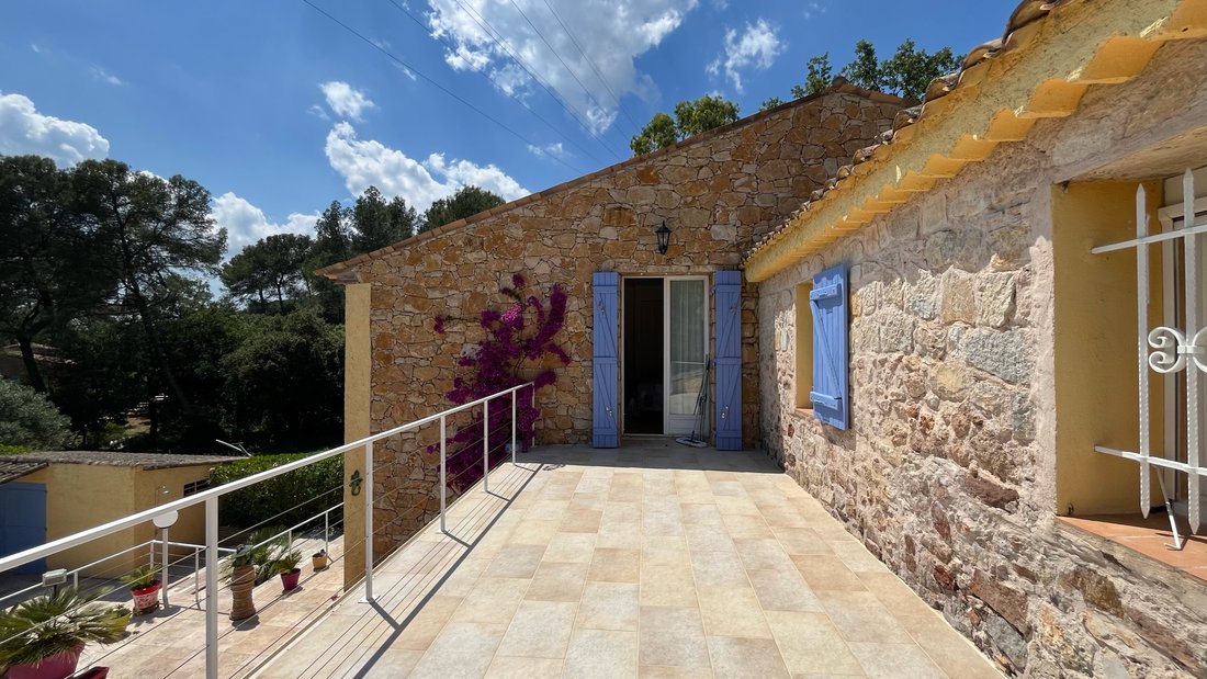 Estate in La Motte, Provence-Alpes-Côte d'Azur, France 3 - 16286862