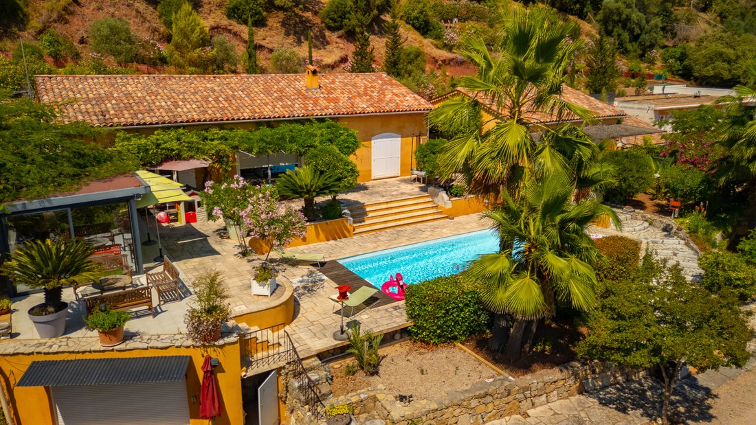 House in La Motte, Provence-Alpes-Côte d'Azur, France 4 - 16287433