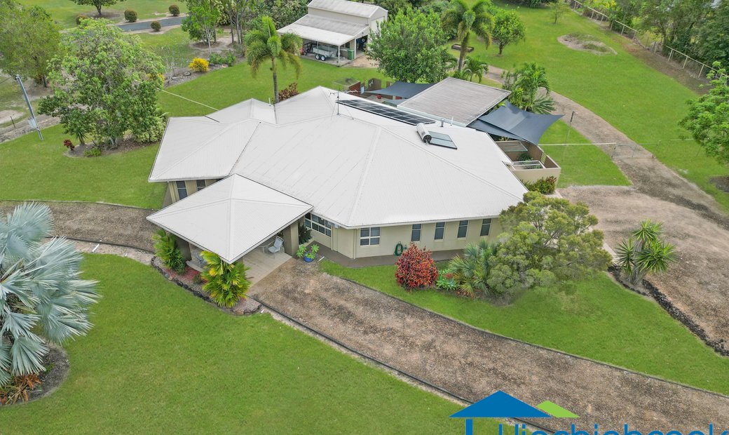 Slice Of Paradise, Where Country Charm Meets In Cardwell, Queensland ...