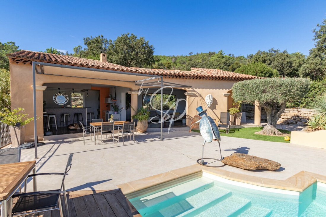 Estate in Nord Est, Bormes-les-Mimosas, France 5 - 16287132