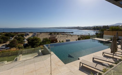 Wohnung in Estepona, Andalusien, Spanien 1