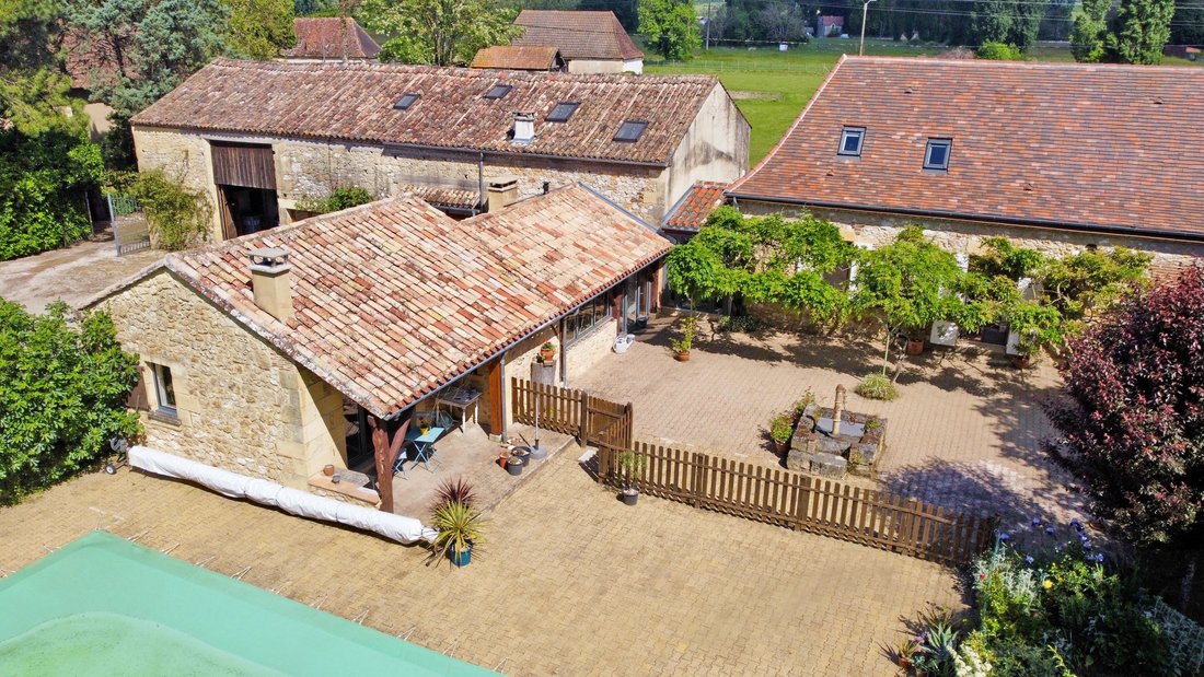 House in Cours-de-Pile, Nouvelle-Aquitaine, France 2 - 16286936