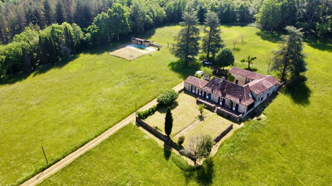 House in Le Buisson-de-Cadouin, Nouvelle-Aquitaine, France 1 - 16287397