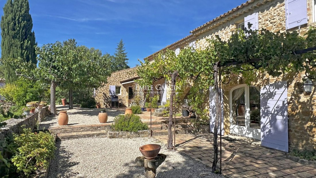 Villa in Lauris, Provence-Alpes-Côte d'Azur, France 4 - 16287110