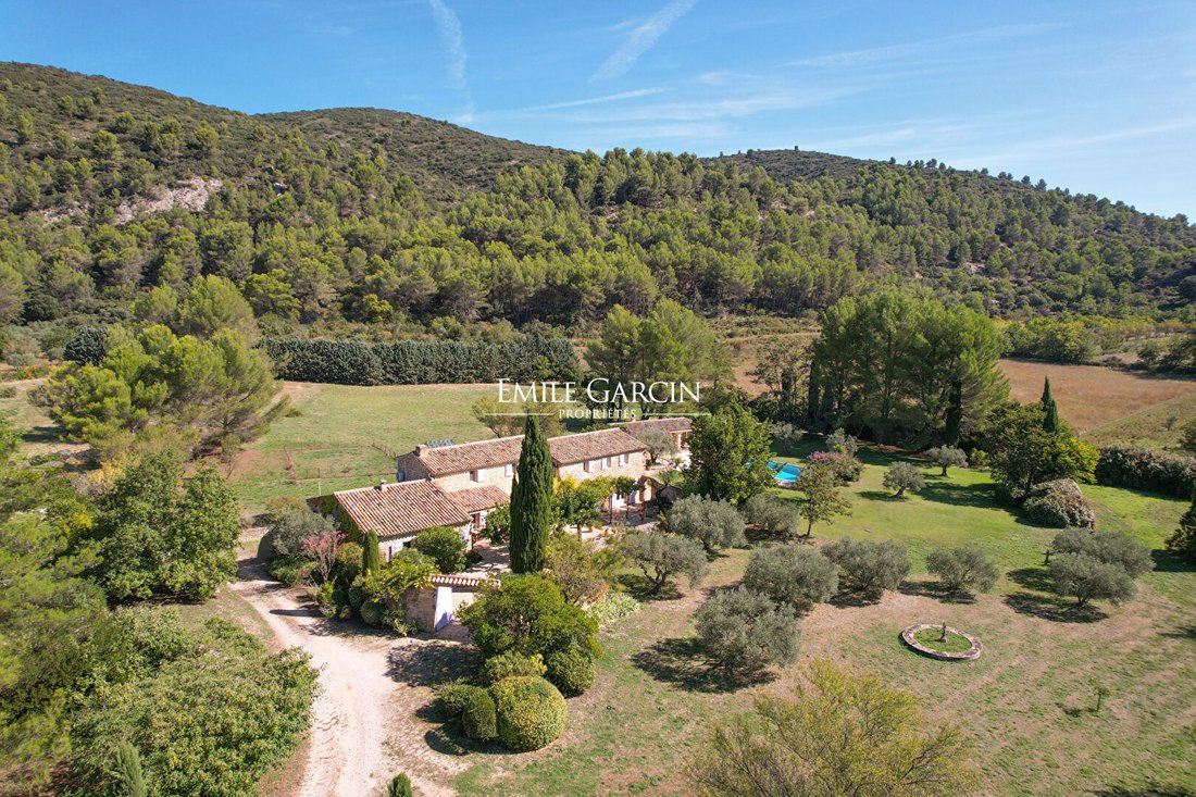 Villa in Lauris, Provence-Alpes-Côte d'Azur, France 2 - 16287110