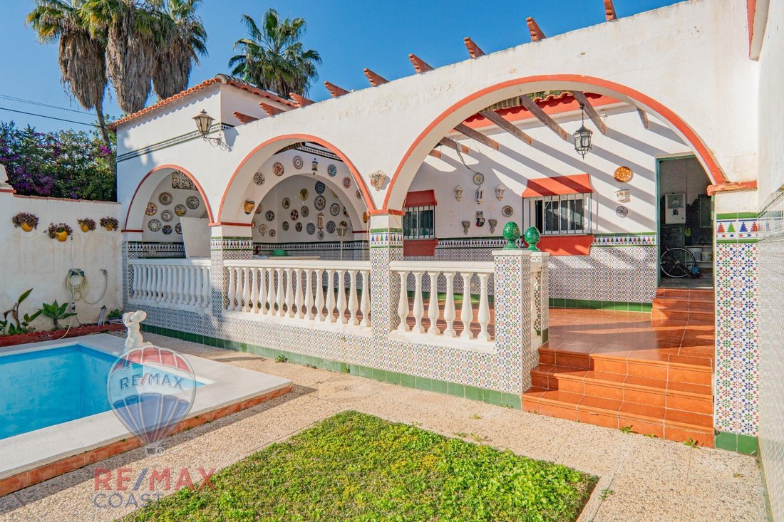 Villa in Rincon de la Victoria, Andalusia, Spain 1 - 16287972