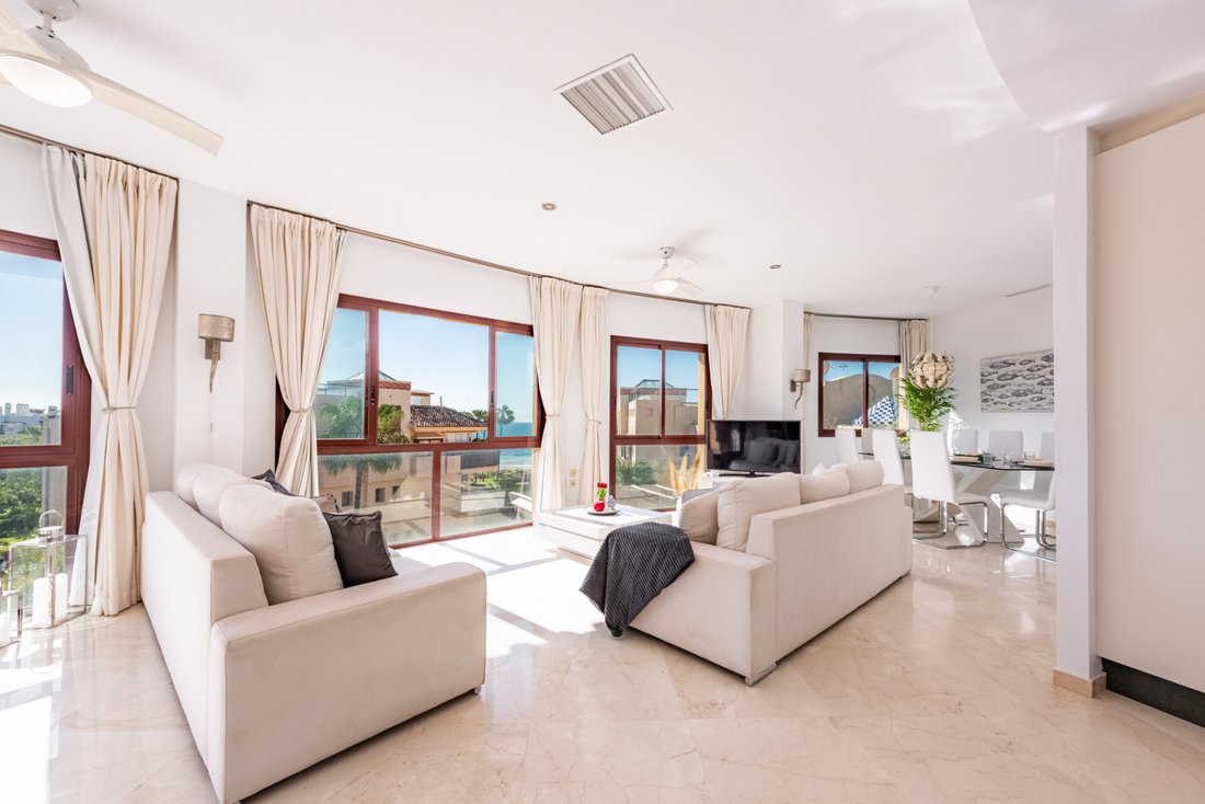 Apartment in Cancelada, Estepona, Andalusia 1 - 15623354