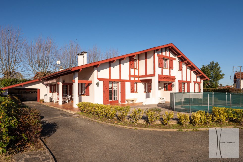 House in Acotz, Saint-Jean-de-Luz, France 1 - 16286586
