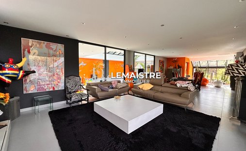 Castle for Sale in Étretat, Normandy, France