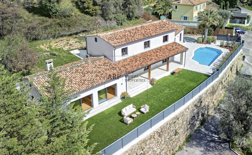 Villa in Tourrettes-sur-Loup, Provence-Alpes-Côte d'Azur, France 1