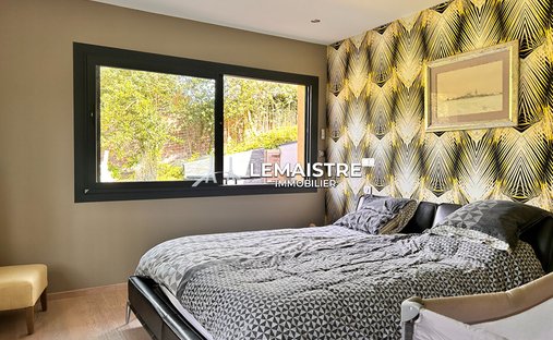 Castle for Sale in Étretat, Normandy, France