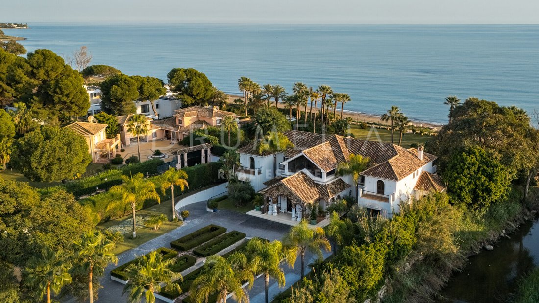 Villa in Estepona, Andalusia, Spain 3 - 15025248