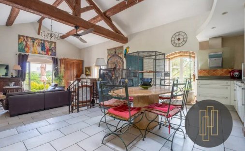 Castle for Sale in Villefranche-sur-Saone, Auvergne-Rhône-Alpes, France