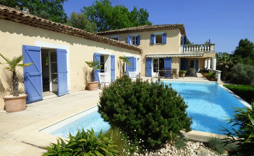 Casa a Montauroux, Provenza-Alpi-Costa Azzurra, Francia 1
