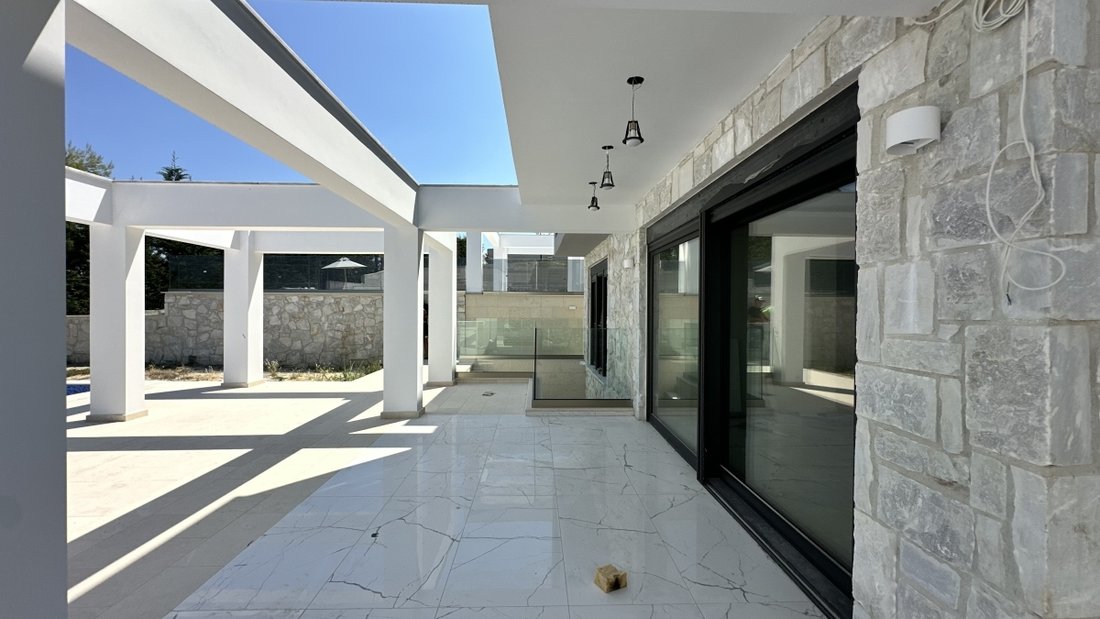 Villa in Pallini Municipal Unit, Macedonia and Thrace, Greece 5 - 16286271