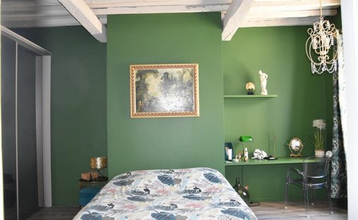 19 Th C Castle Outbuildings, Stabbles, Pool