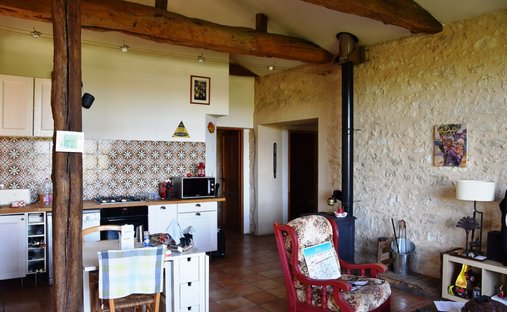 19 Th C Castle Outbuildings, Stabbles, Pool