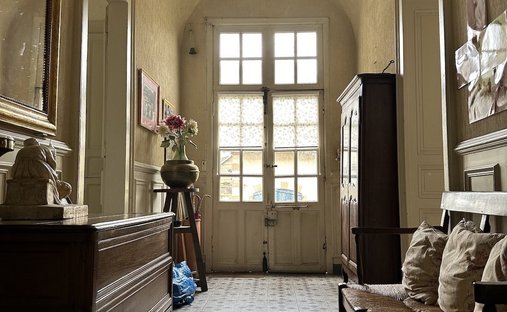 Castle for Sale in La Ferté-Bernard, Pays de la Loire, France