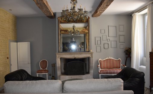 19 Th C Castle Outbuildings, Stabbles, Pool