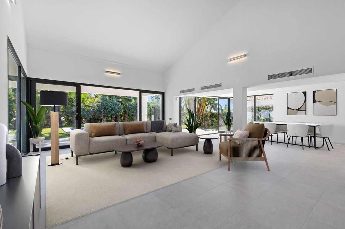 Villa in San Pedro de Alcantara, Andalusia, Spain 4 - 16287206
