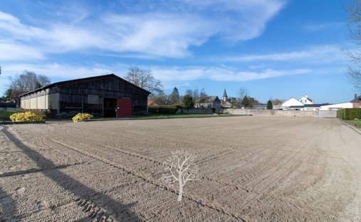 Castle for Sale in Cuy-Saint-Fiacre, Normandy, France