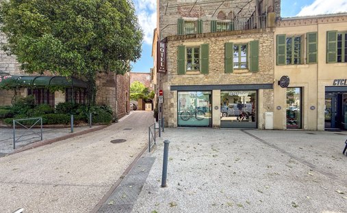 Townhouse in Charles de Gaulle, Cahors, France 1