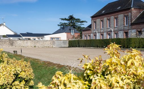 Castle for Sale in Cuy-Saint-Fiacre, Normandy, France
