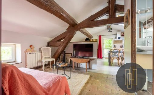 Castle for Sale in Villefranche-sur-Saone, Auvergne-Rhône-Alpes, France