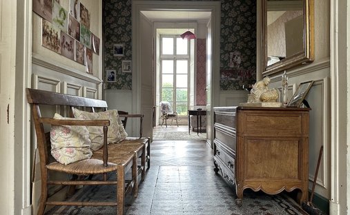 Castle for Sale in La Ferté-Bernard, Pays de la Loire, France