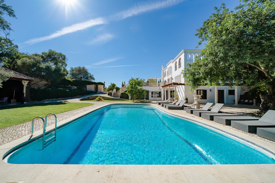 Villa in Carvoeiro, Algarve, Portugal 3 - 16288965