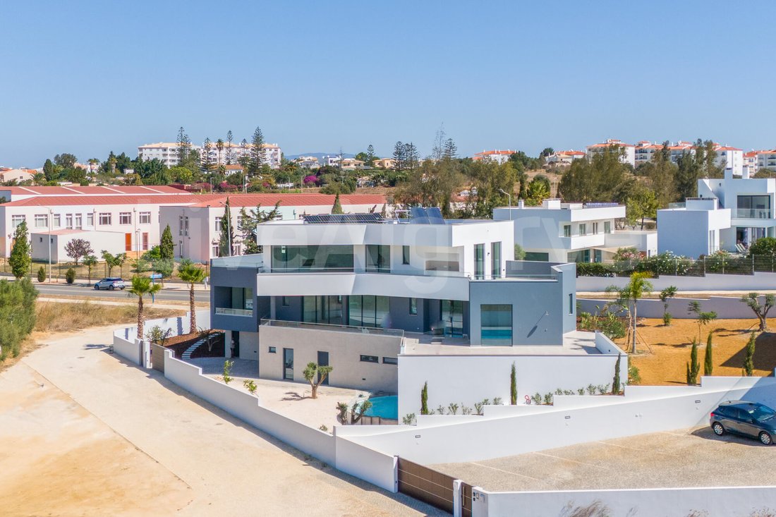 Villa in São Sebastião, Lagos, Sao Goncalo de Lagos, Portugal 2 - 16288031
