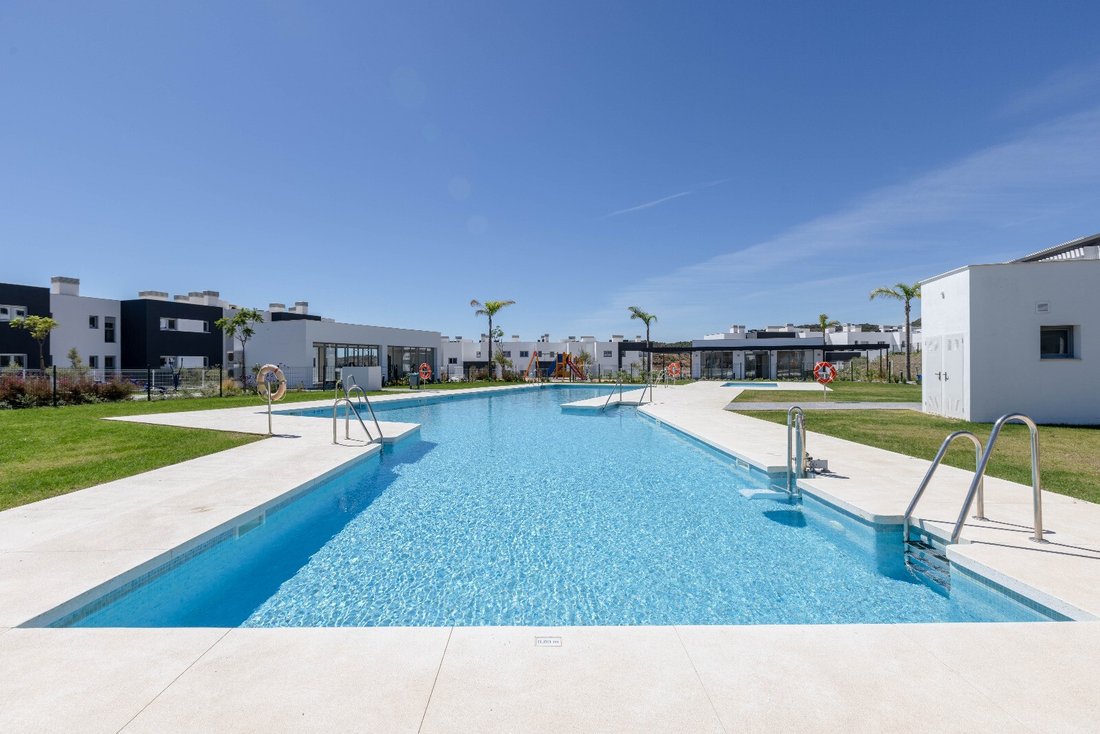 Apartment in Estepona, Andalusia, Spain 4 - 16287766