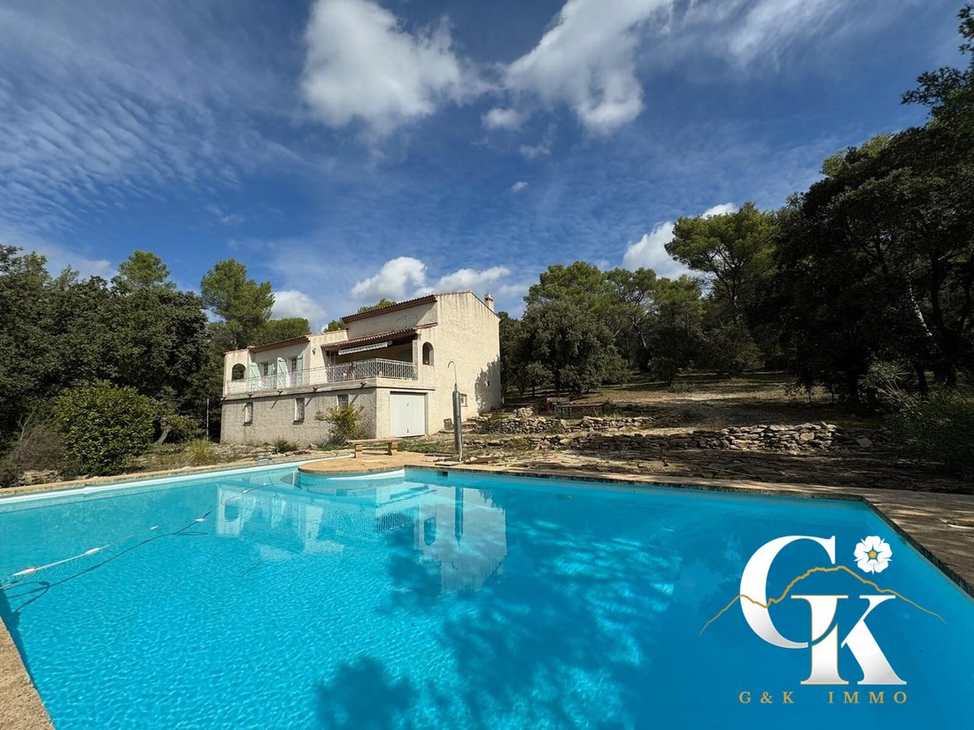 House in Centre Ville, Le Beausset, France 1 - 16020835
